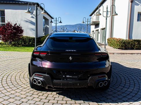 Certified 2025 Ferrari Purosangue image 7