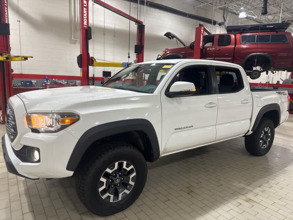 Used 2022 Toyota Tacoma TRD Off-Road w/ Technology Package RWD image 49