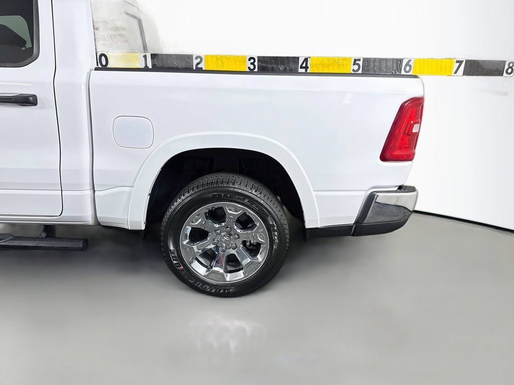 Used 2025 RAM 1500 Big Horn AWD/4WD image 14
