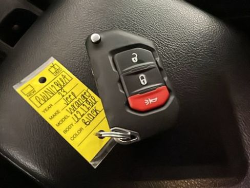 Used 2023 Jeep Wrangler Unlimited w/ 8.4" Radio Group AWD/4WD image 18