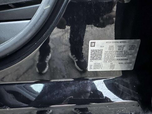 Used 2019 GMC Yukon XL SLT image 31