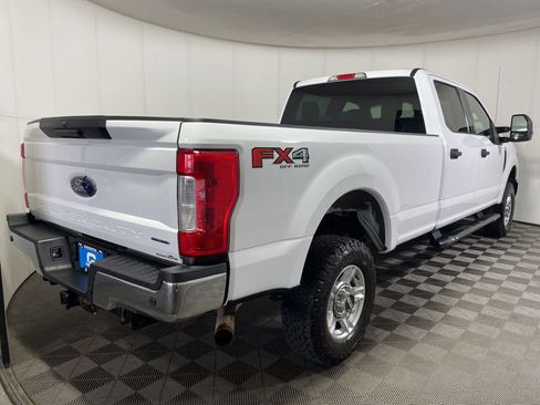 Used 2017 Ford F350 XLT w/ XLT Value Package AWD/4WD image 7