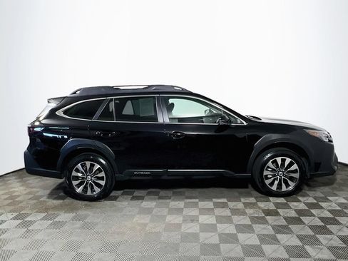 Certified 2025 Subaru Outback Limited AWD/4WD image 8