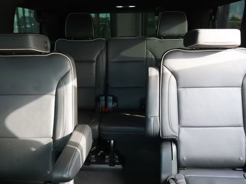 Used 2023 Chevrolet Tahoe Premier w/ Max Trailering Package AWD/4WD image 19