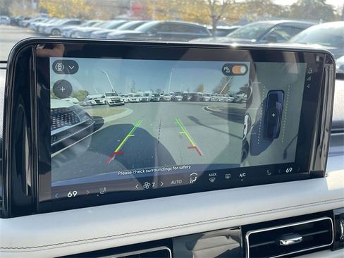 New 2026 Lincoln Aviator AWD image 21