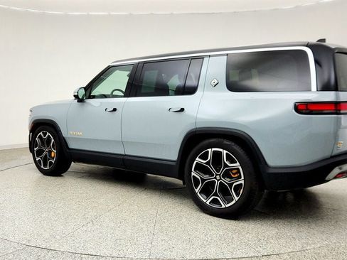 Used 2024 Rivian R1S Adventure AWD/4WD image 7