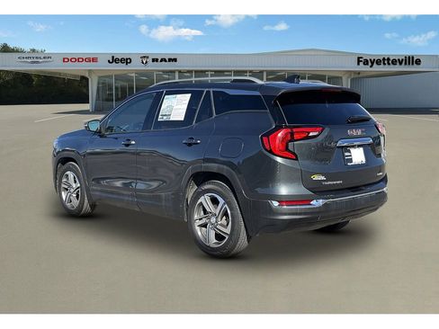 Used 2020 GMC Terrain SLT image 5