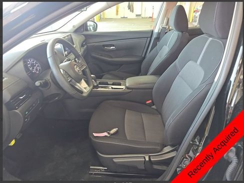 Used 2023 Nissan Sentra SV w/ All-Weather Package FWD image 6