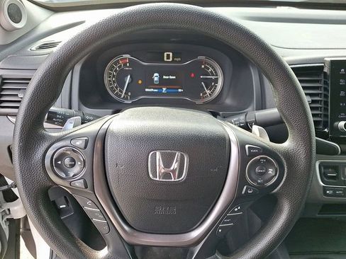 Used 2021 Honda Ridgeline Sport image 19