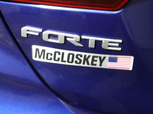 Used 2023 Kia Forte LXS image 9