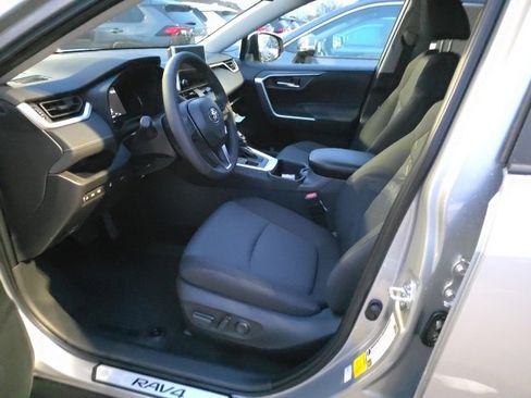 New 2025 Toyota RAV4 XLE image 8