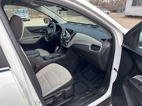 Used 2023 Chevrolet Equinox LT AWD/4WD image 55