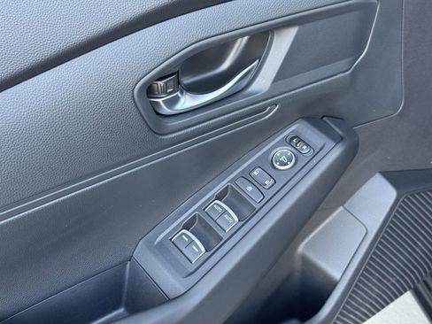 Used 2023 Honda Accord LX image 18