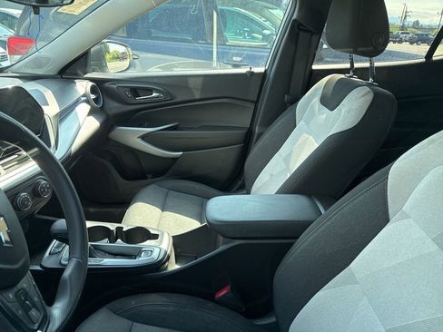 Used 2024 Chevrolet Trax LS FWD image 6