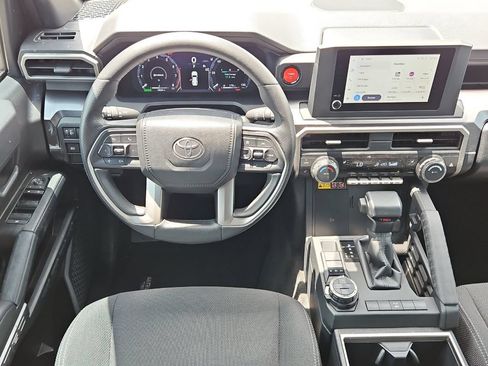 Certified 2025 Toyota 4Runner TRD Off-Road AWD/4WD image 14