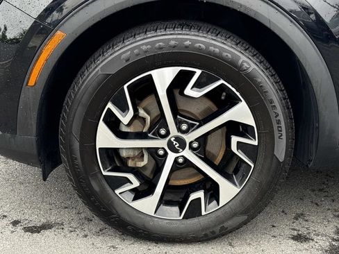 Used 2023 Kia Sportage EX FWD image 8