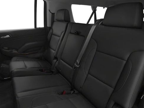 Used 2017 Chevrolet Suburban LT AWD/4WD image 15