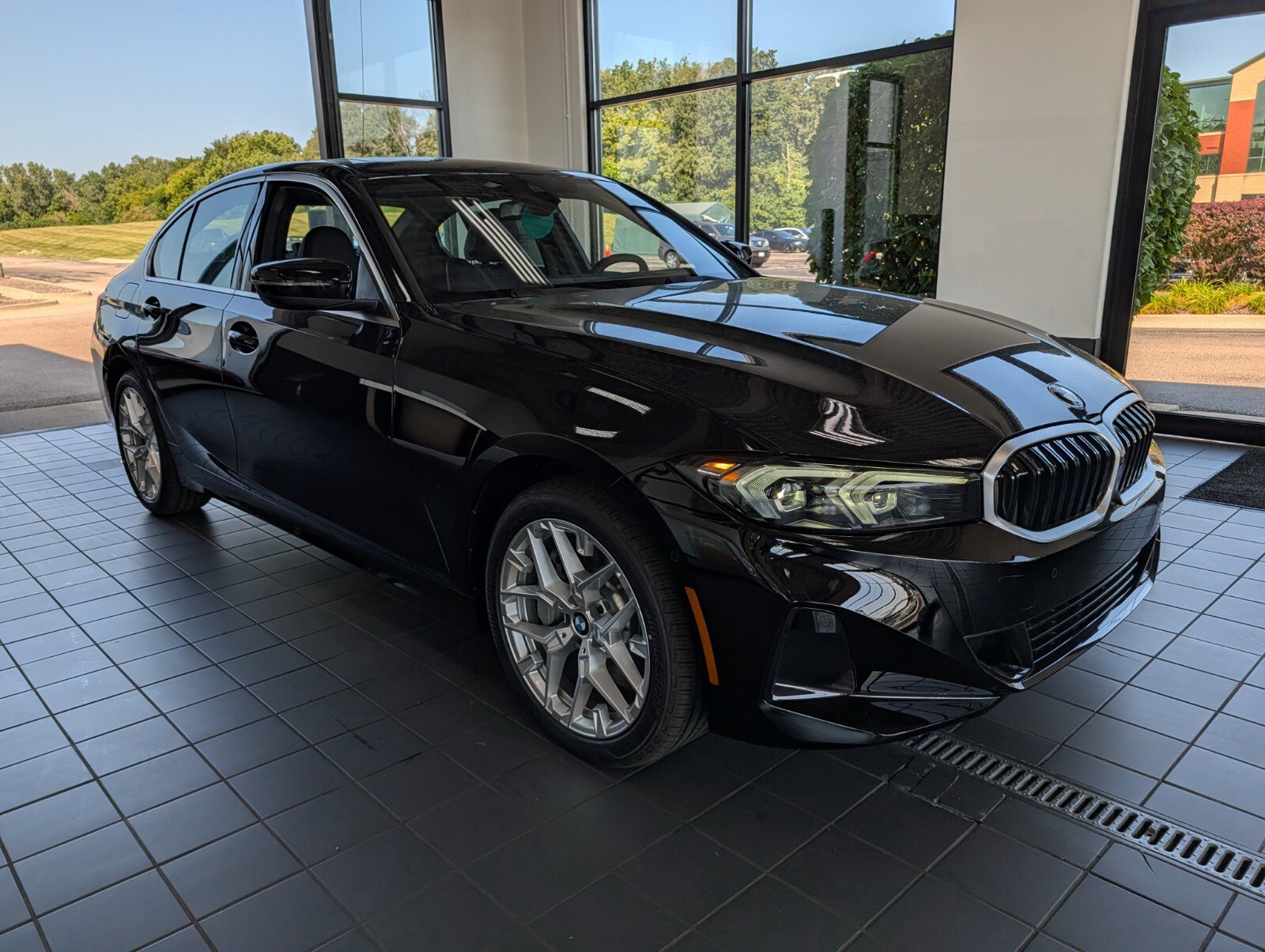 New 2026 BMW 330i xDrive Sedan w/ Convenience Package AWD/4WD image 1