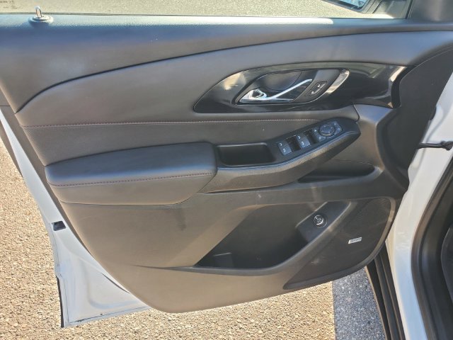 Used 2023 Chevrolet Traverse RS w/ LPO, Floor Liner Package AWD/4WD image 9