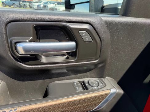 Used 2022 Chevrolet Silverado 2500 LT w/ Convenience Package AWD/4WD image 12