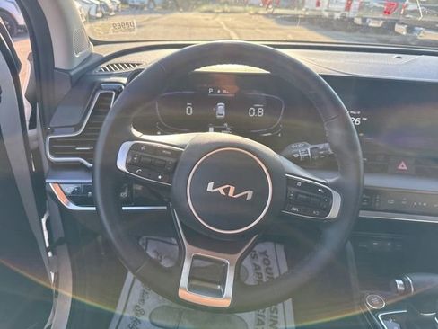 Used 2023 Kia Sportage EX AWD/4WD image 26
