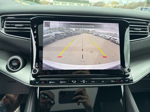 New 2026 Jeep Grand Wagoneer Limited w/ Premium Group II image 14