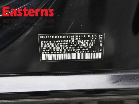 Used 2025 Volkswagen Jetta Sport FWD image 34