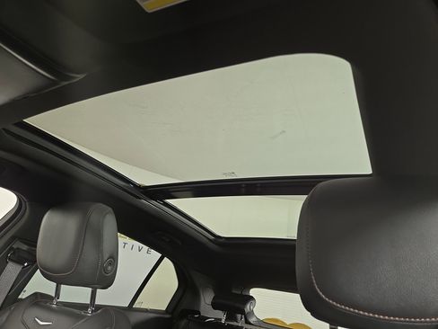 Used 2022 Cadillac XT4 Sport image 22