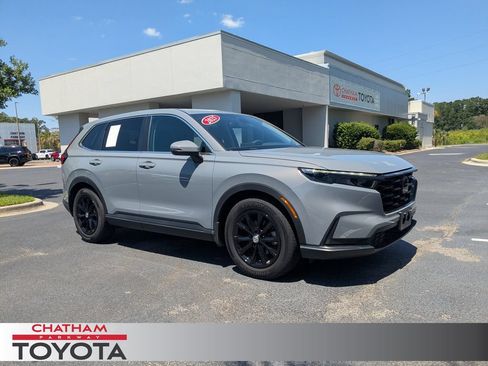 Used 2025 Honda CR-V EX image 1
