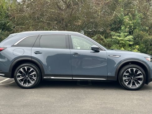 New 2026 MAZDA CX-90 Plug-In Hybrid w/ Premium Plus image 4