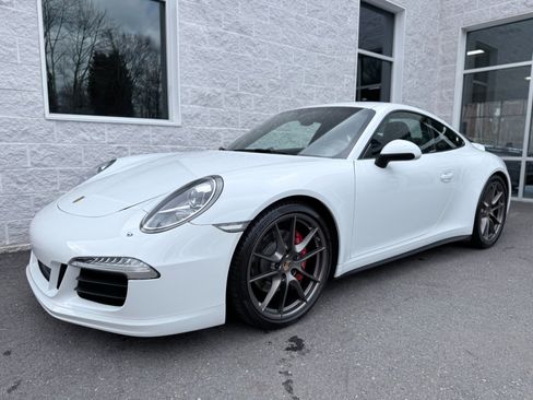Used 2013 Porsche 911 Carrera 4S image 3