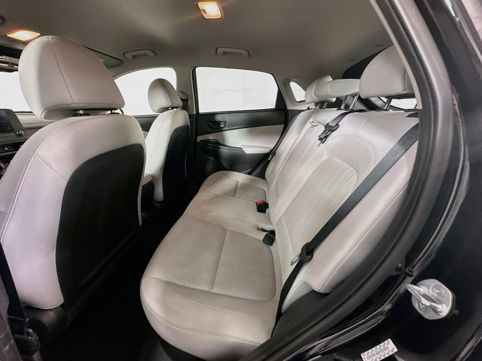 Used 2023 Hyundai Kona SEL FWD image 26