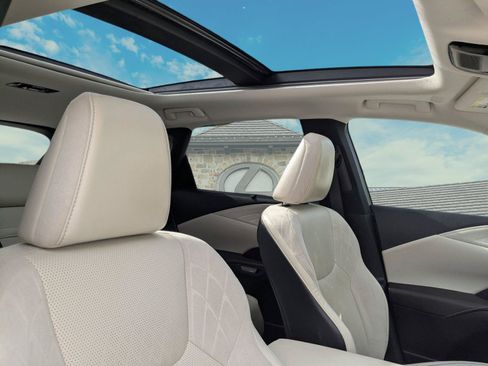 Certified 2023 Lexus RX 350 FWD w/ Accessory Package (Z1) image 22