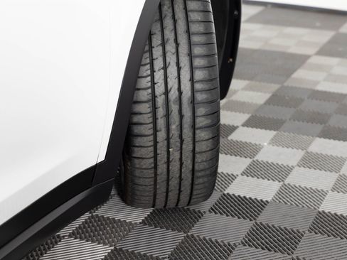 Used 2020 Tesla Model X Long Range image 42