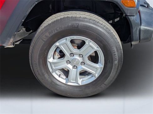 Used 2020 Jeep Wrangler Sport S image 10