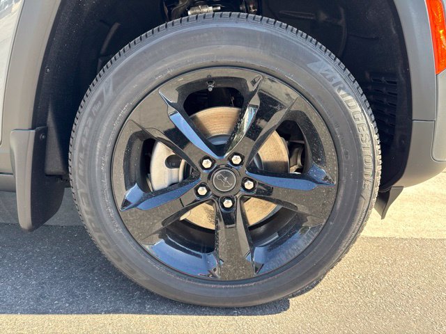 New 2027 Jeep Grand Cherokee L Limited w/ Limited Altitude Package RWD image 31