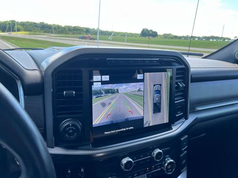 Used 2021 Ford F150 Platinum w/ Equipment Group 701A High AWD/4WD image 27