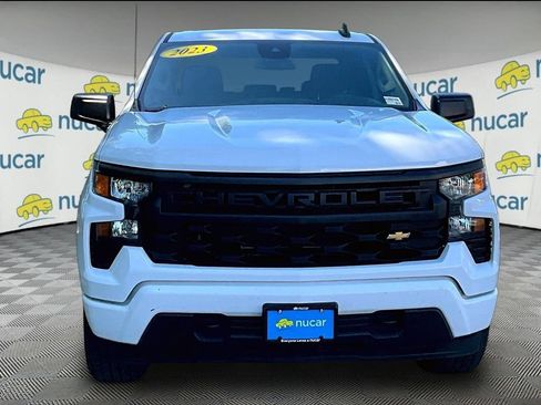 Used 2023 Chevrolet Silverado 1500 Custom AWD/4WD image 2