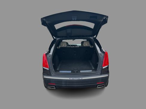Used 2017 Cadillac XT5 Luxury AWD/4WD image 32