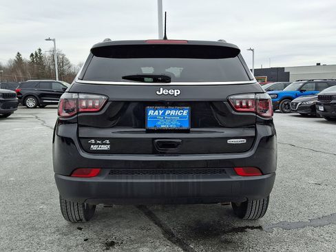 Used 2023 Jeep Compass Latitude w/ Convenience Group image 5