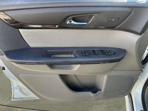Used 2013 GMC Acadia Denali AWD/4WD image 14