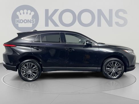 Used 2023 Toyota Venza Limited AWD/4WD image 8
