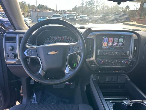 Used 2018 Chevrolet Silverado 1500 LT w/ LPO, Black Pack image 21