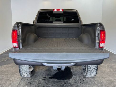 Used 2017 RAM 2500 Big Horn w/ Sport Appearance Group AWD/4WD image 31