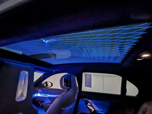 New 2026 BMW 740i xDrive image 7