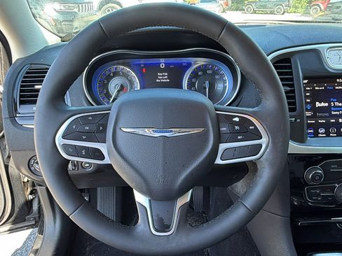 Used 2023 Chrysler 300 Touring w/ Sport Appearance Package RWD image 24