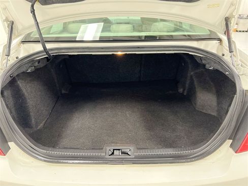 Used 2010 Ford Fusion SE image 22