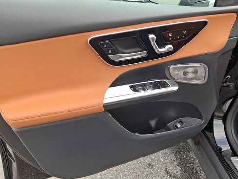 New 2026 Mercedes-Benz GLC 300 4MATIC image 7