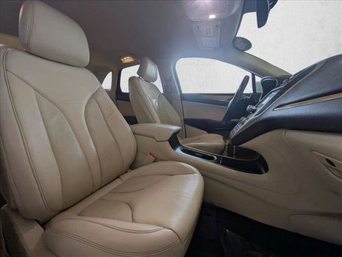 Used 2016 Lincoln MKC Select w/ Select Plus Package image 22