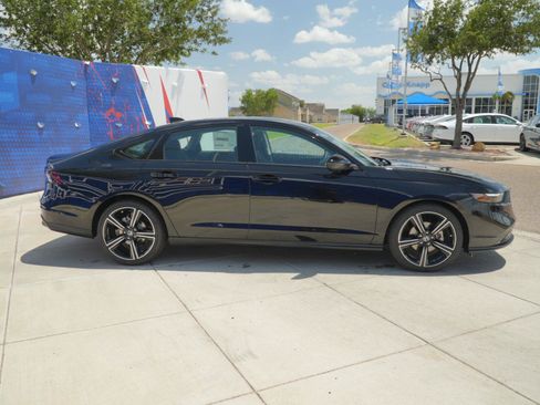 New 2026 Honda Accord SE image 4